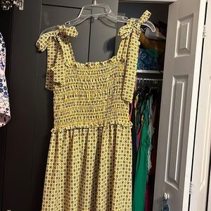Cute yellow dress